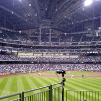 030512082_miller_park