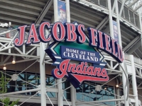 020914031_jacobs_field_2