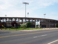 030621001_yale_field