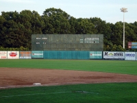 030907087_yale_field