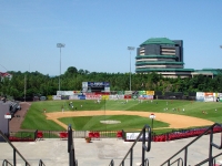 030815034_yogi_berra_stadium